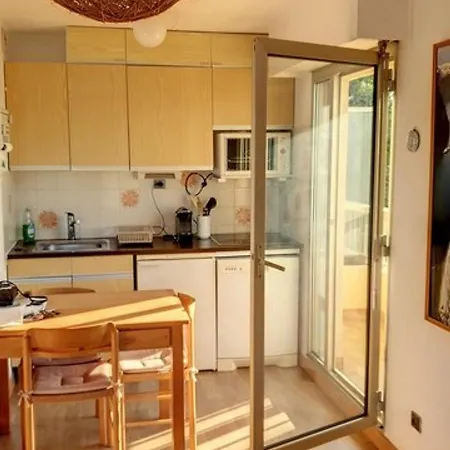 T2 Avec Loggia Et Balcon A - Fr-1-610-91 Apartamento Bormes-les-Mimosas