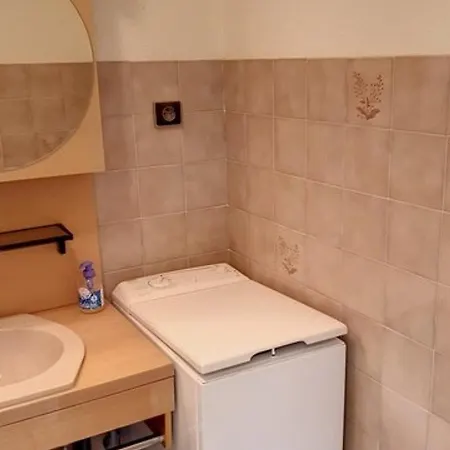 Apartment T2 Avec Loggia Et Balcon A - Fr-1-610-91 Bormes-les-Mimosas